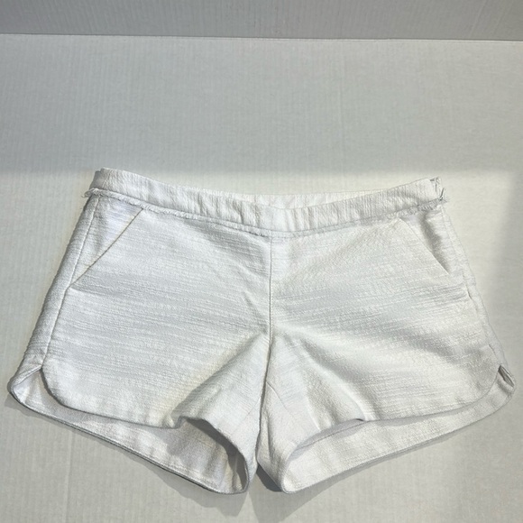 Lilly Pulitzer Pants - Lilly Pulitzer Resort White Adie Fringe Shorts Size 00